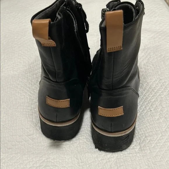 Dr scholls Black Lace-Up Ankle Boots, zip on side - Picture 5 of 7